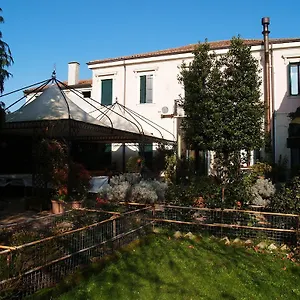  Alloggio per agriturismo Le Clementine